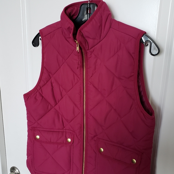 NWT J.Crew Factory Berry Puffer Vest - Picture 6 of 13